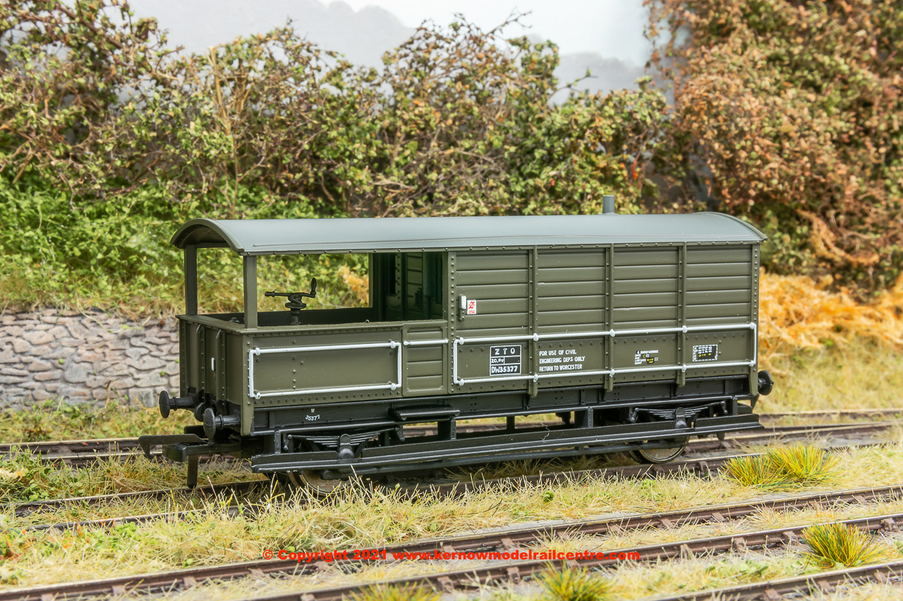 33-300W Bachmann 20 Ton Toad Brake Van ZTO number DW35377 in BR Departmental Green livery with "FOR USE OF CIVIL ENGINEERING DEPT ONLY RETURN TO WORCESTER" branding